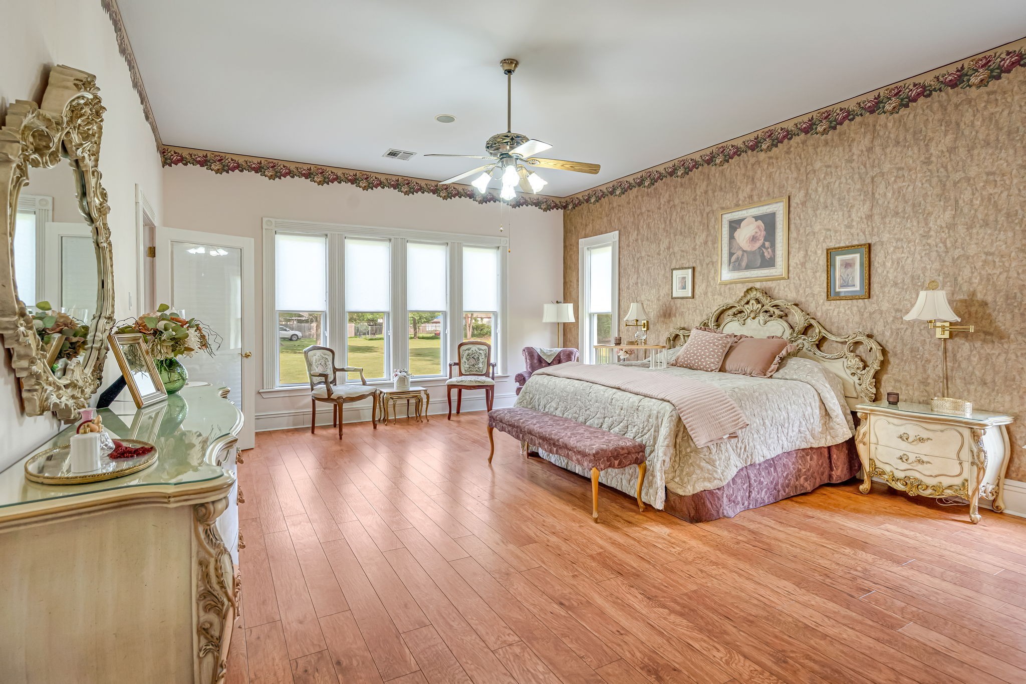 4028 Crosby Cedar Bayou Road Baytown, TX 77521 - Photo 22 of 35 View from entrance to primary bedroom.