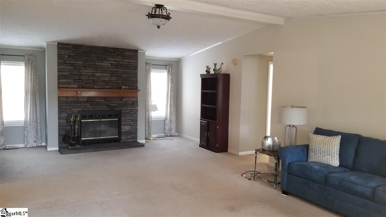 251 East Preston McDaniel Road Pickens, SC 29671 - Photo 12 of 36 Gallery Image 12