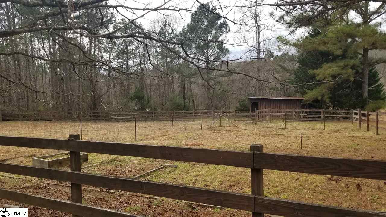 251 East Preston McDaniel Road Pickens, SC 29671 - Photo 4 of 36 Gallery Image 4
