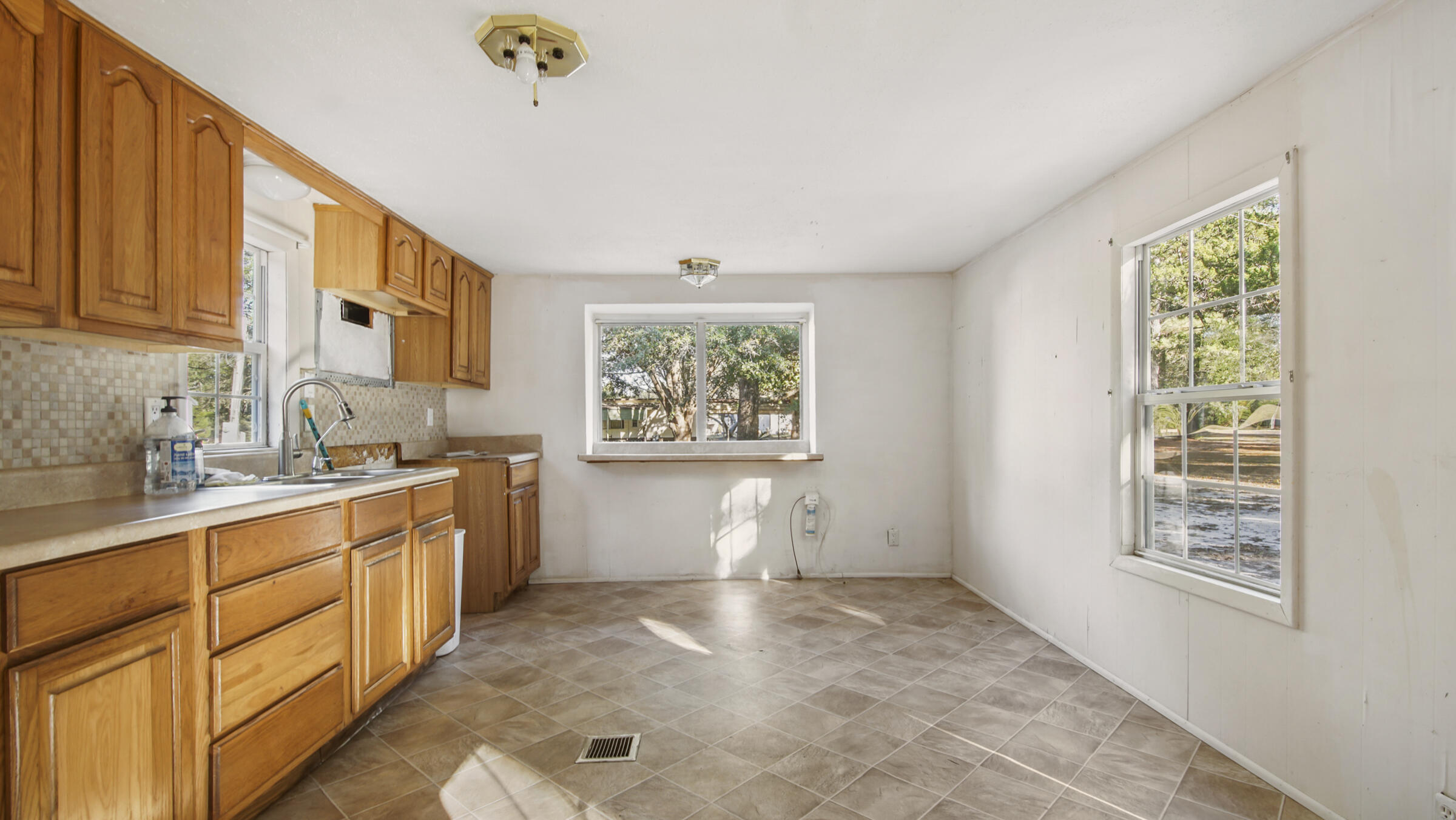 140 Andy Nowling Road DeFuniak Springs, FL 32433 - Photo 13 of 22 Gallery Image 13