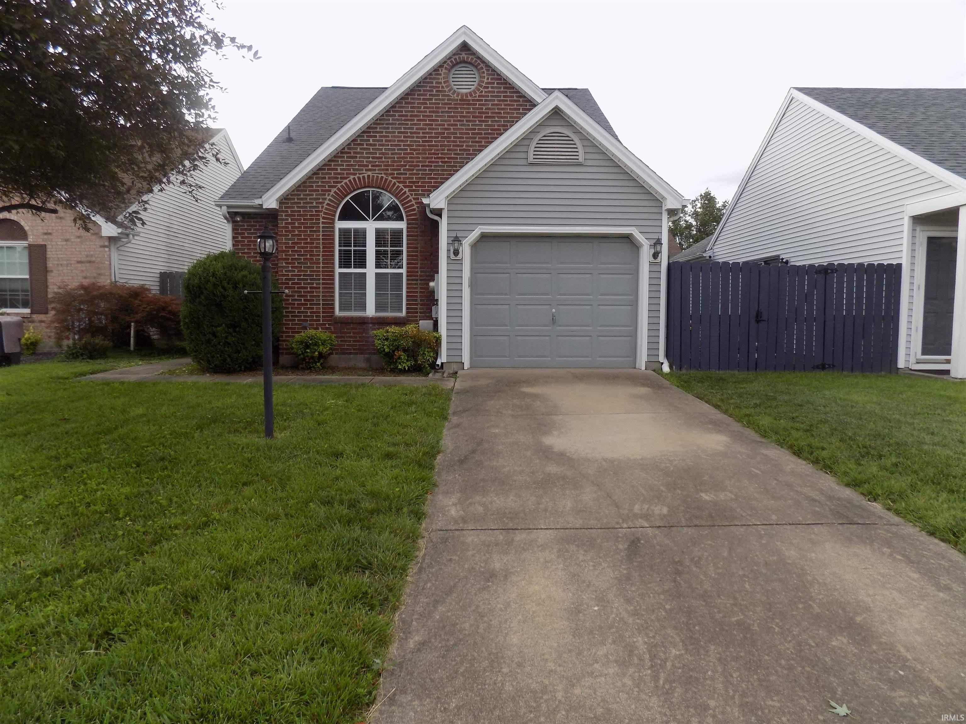 3513 North Stockwell Road Evansville, IN 47715 - Photo 1 of 21