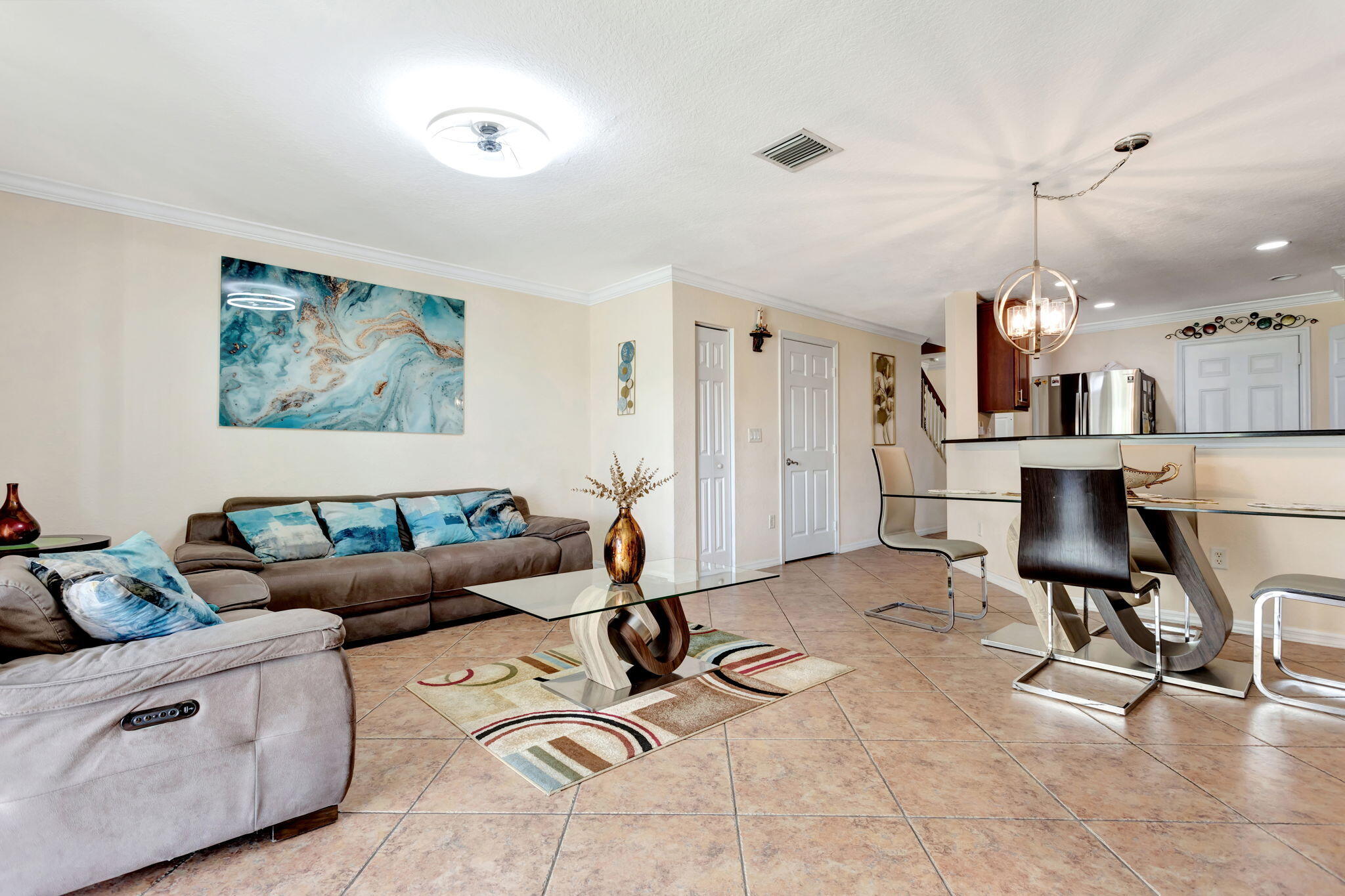 5904 Royal Way Fort Lauderdale, FL 33321 - Photo 17 of 36 17-web-or-mls-001L5682