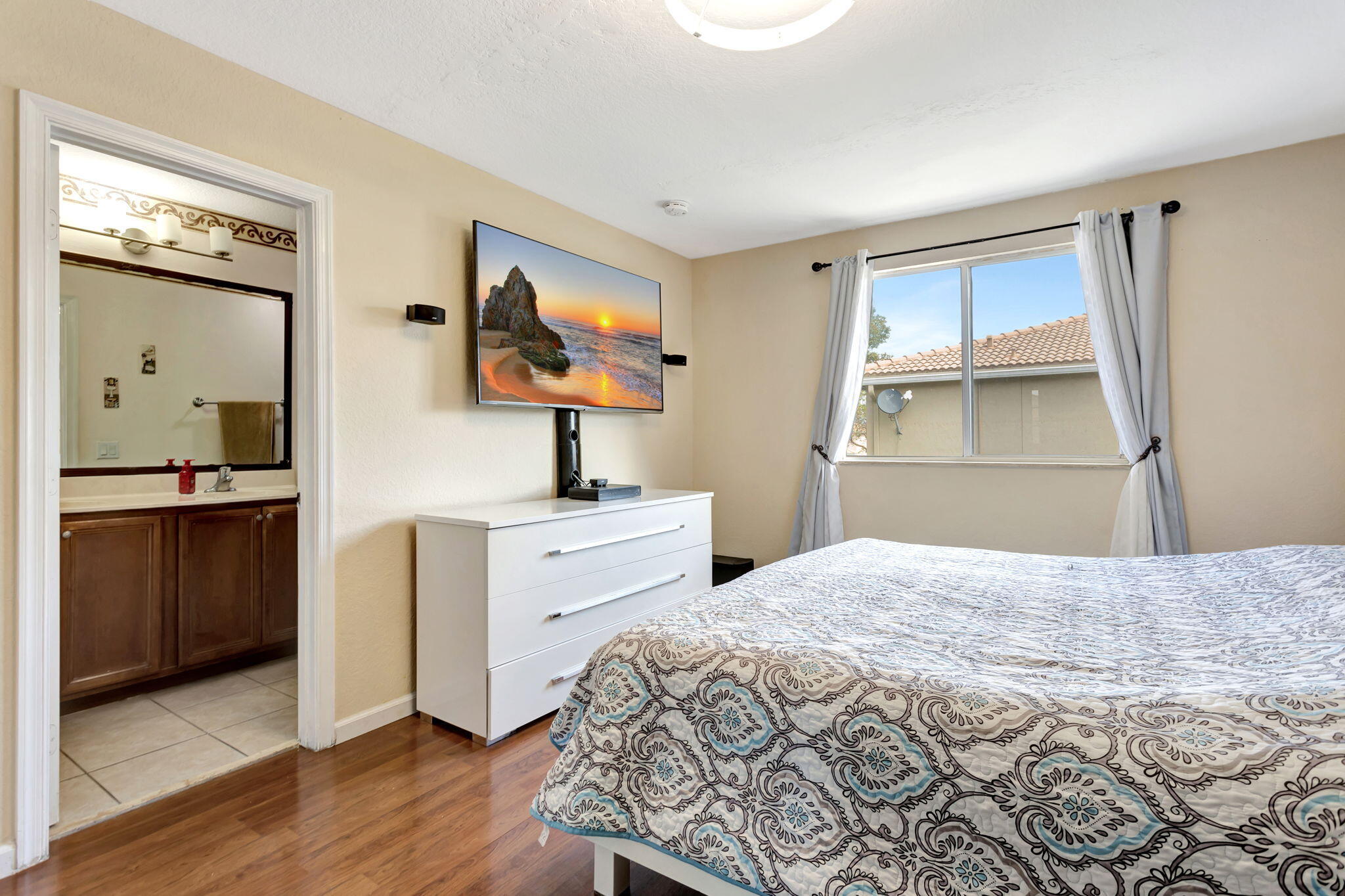 5904 Royal Way Fort Lauderdale, FL 33321 - Photo 22 of 36 22-web-or-mls-001L5707