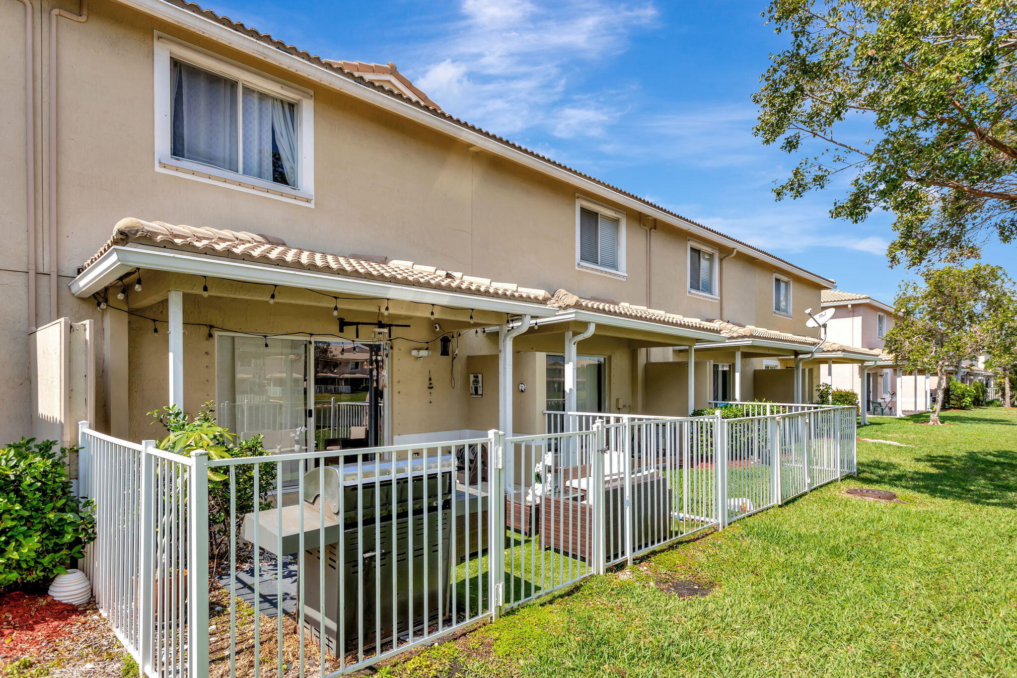 5904 Royal Way Fort Lauderdale, FL 33321 - Photo 34 of 36 34-web-or-mls-001L5608