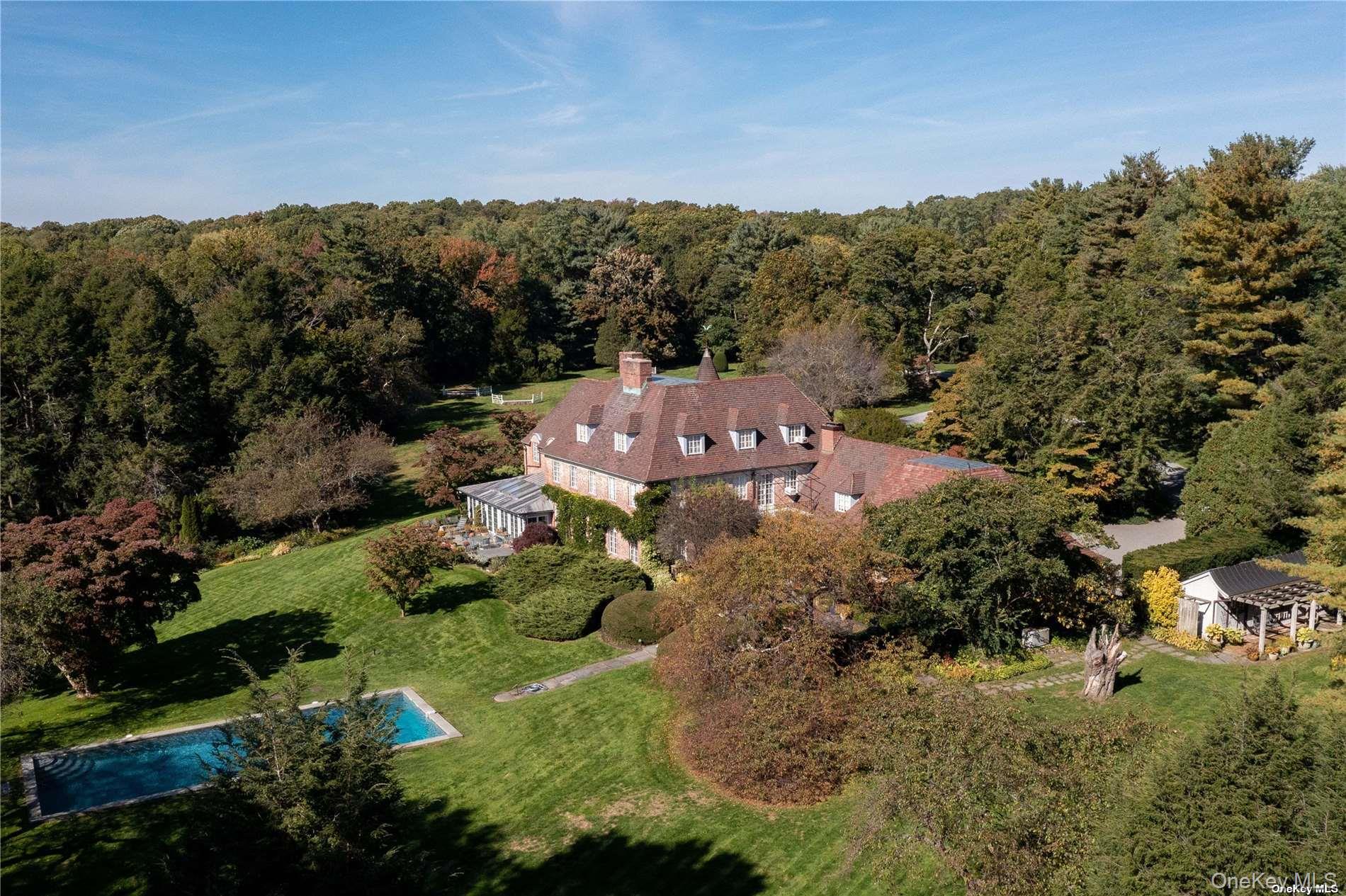 491 Muttontown Road Muttontown, NY 11791 - Photo 9 of 28 Aerial of the Property