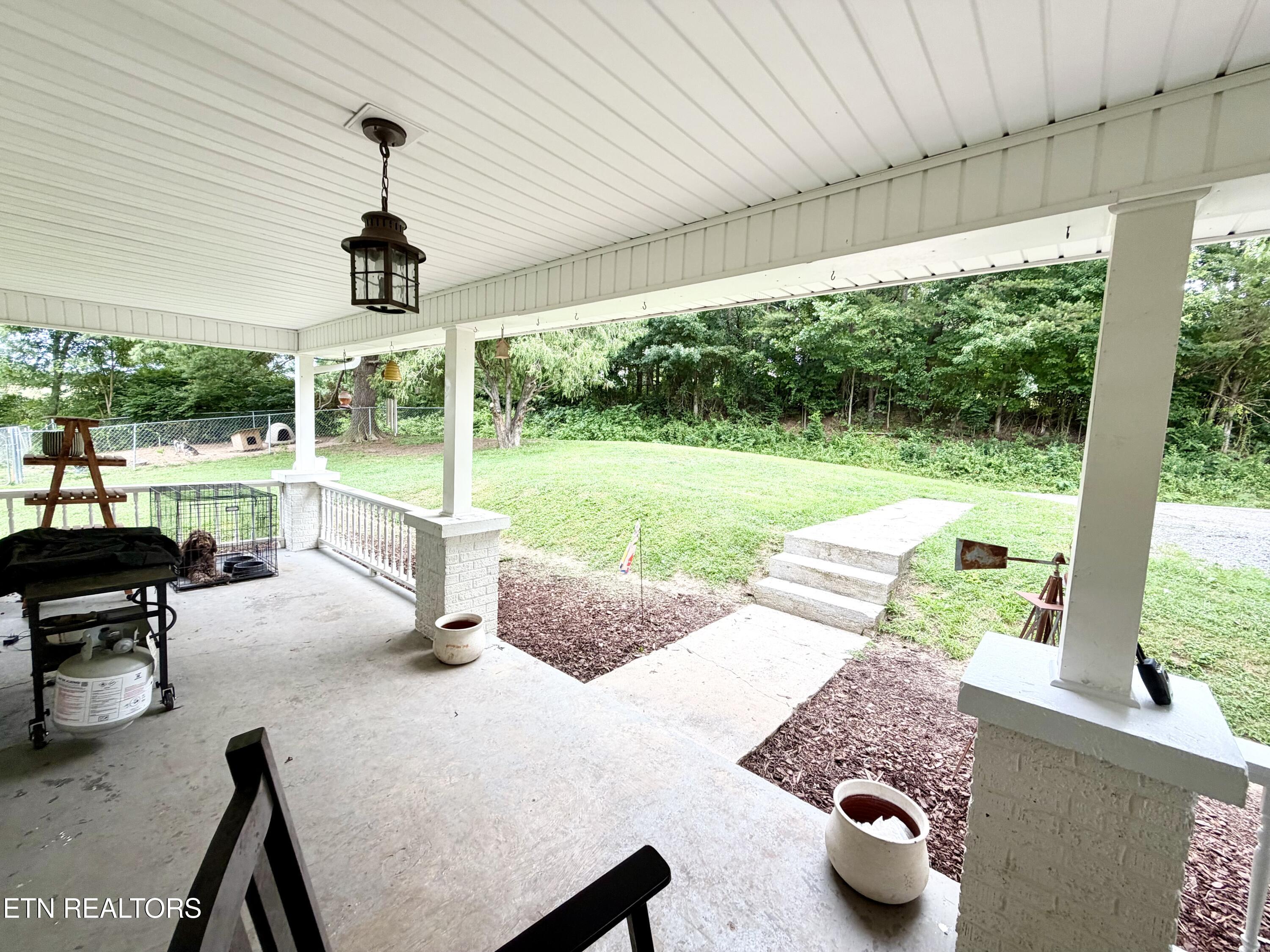 2022 Back Valley Road Speedwell, TN 37870 - Photo 36 of 43 IMG_3366
