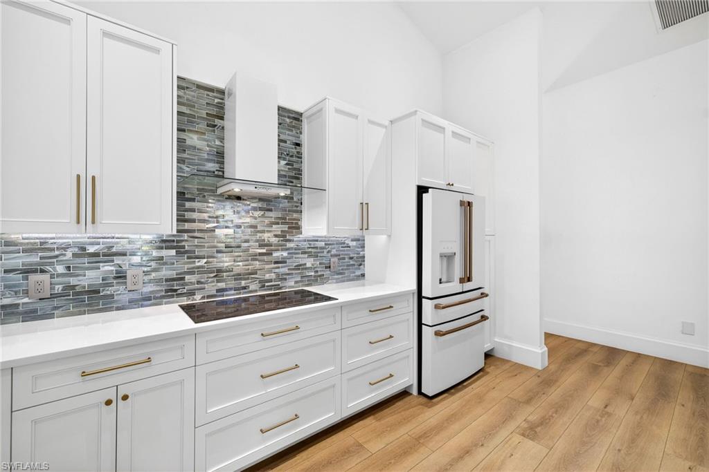 5825 Cloudstone Court Naples, FL 34119 - Photo 15 of 38