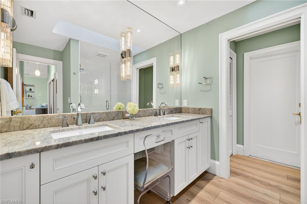 5825 Cloudstone Court Naples, FL 34119 - Photo 27 of 38