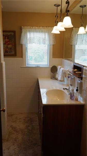 204 Beech Road Butler, PA 16001 - Photo 8 of 21 Gallery Image 8