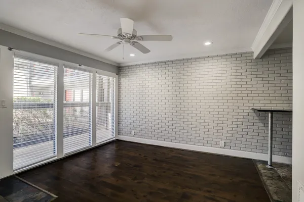 $1,250 | 1501 Hyde Park Boulevard, Unit 7, Houston, TX 77006