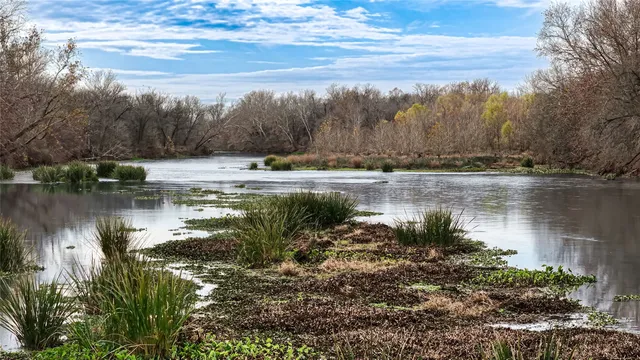 $2,100,000 | 256 Greasy Bend Road, Smithville, TX 78957