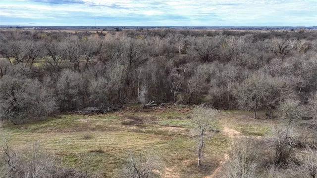 $2,100,000 | 256 Greasy Bend Road, Smithville, TX 78957