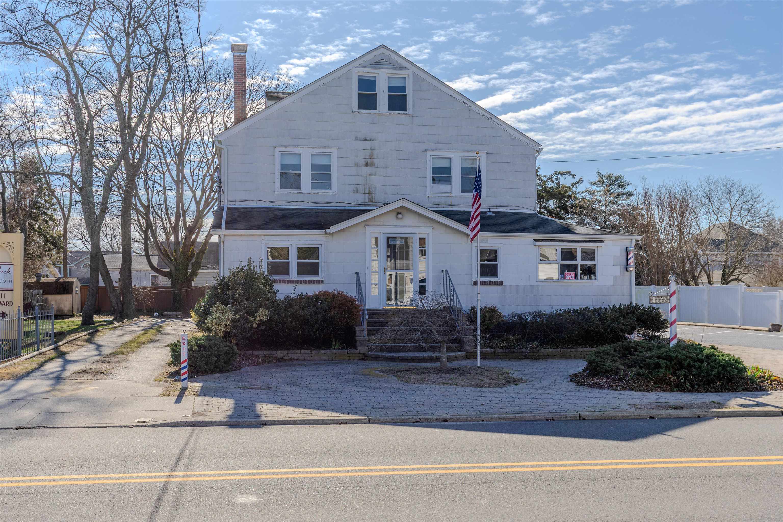 1352 Washington Street Cape May, NJ 08204 - Photo 1 of 17