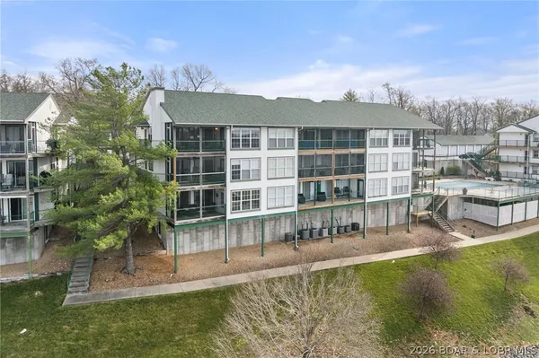 $340,000 | W1309 Harbour Towne Drive, Unit W1309, Lake Ozark, MO 65049
