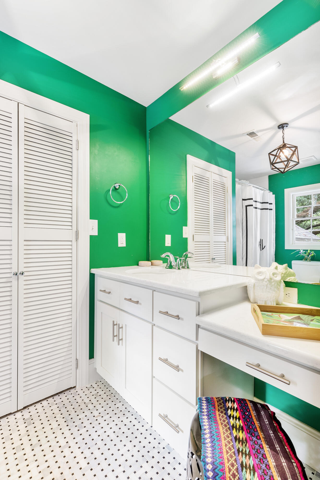 2 Guerard Road Charleston, SC 29407 - Photo 21 of 47 Guest Bath
