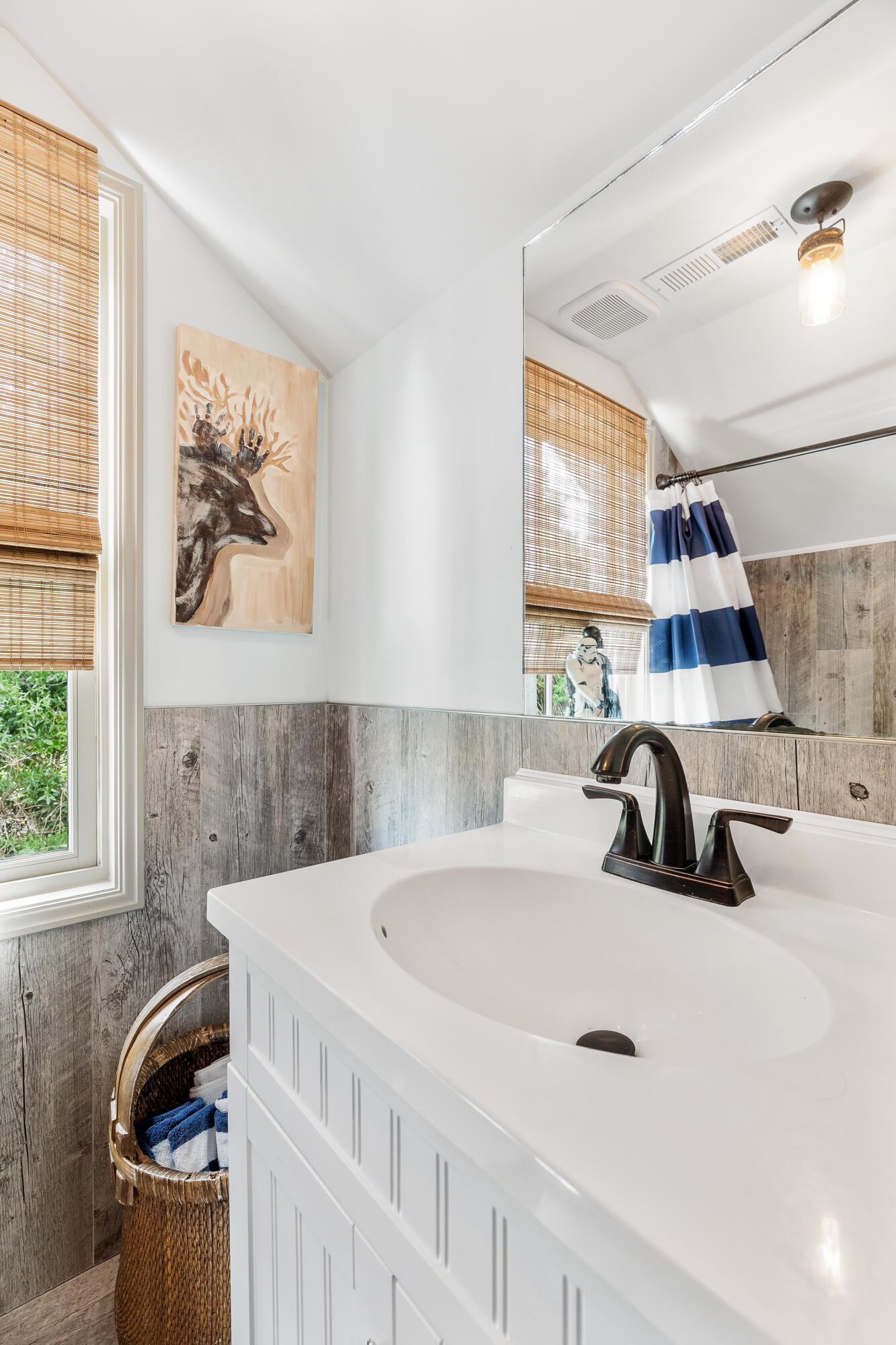2 Guerard Road Charleston, SC 29407 - Photo 26 of 47 Guest Bath
