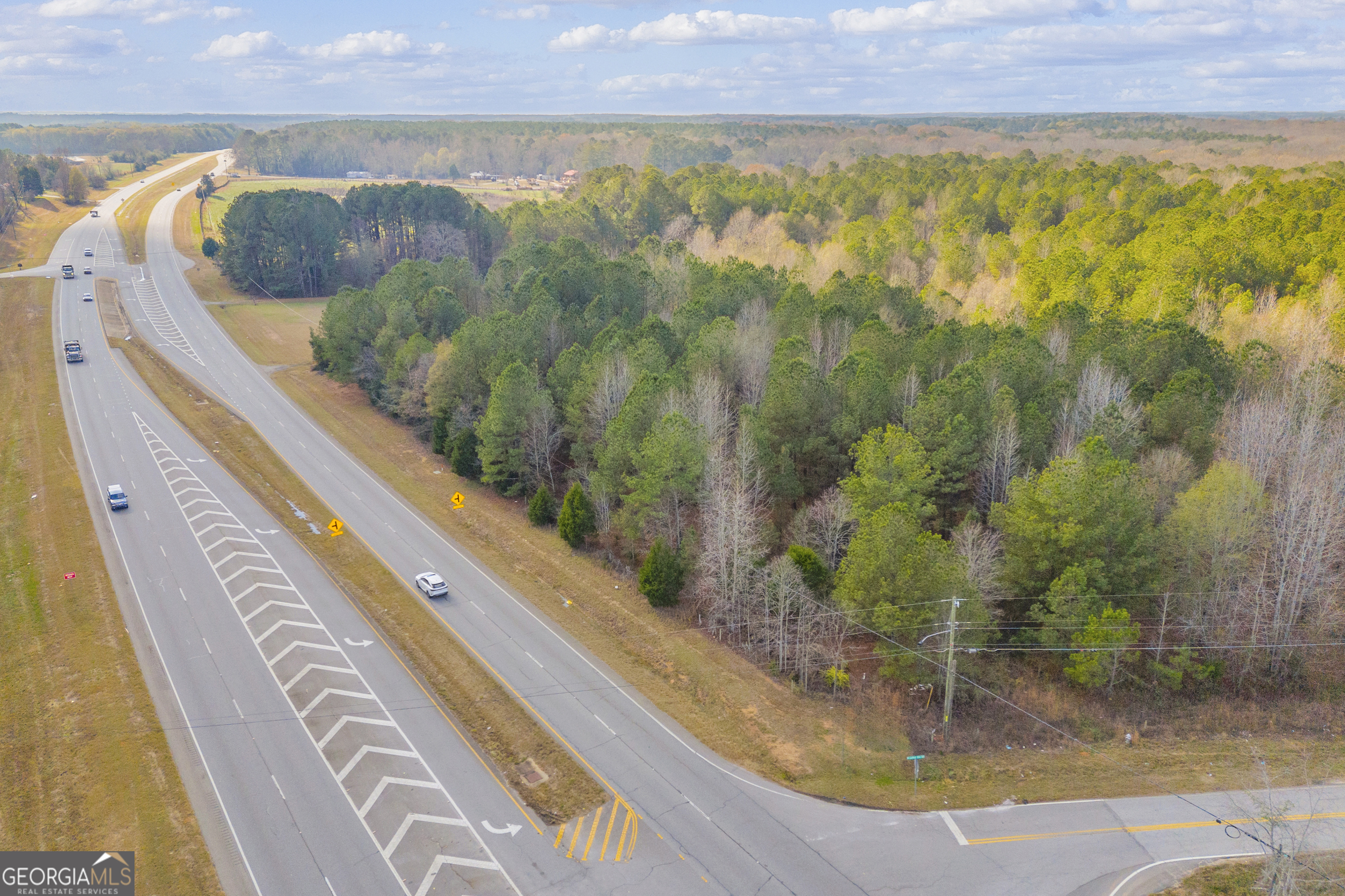 375 Highway 78 Monroe, GA 30656 - Photo 13 of 13 a view of a swimming pool with a yard