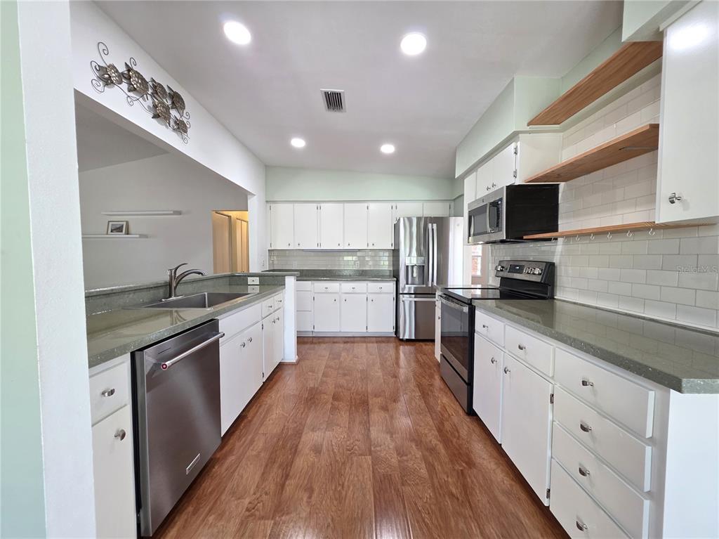 2676 Royal Ridge Drive Spring Hill, FL 34606 - Photo 12 of 49