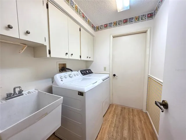 $298,900 | 2676 Royal Ridge Drive, Spring Hill, FL 34606