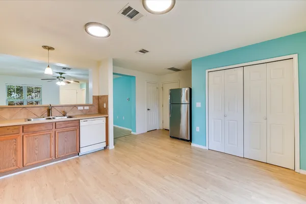 $1,990 | 2118 Nogales Trail, Austin, TX 78744