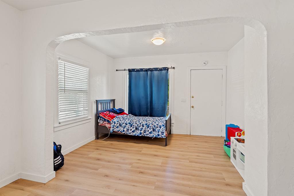 1205 Grand Avenue Santa Rosa, CA 95404 - Photo 5 of 27 a living room with furniture and wooden floor