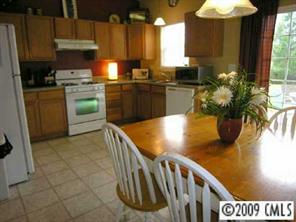 8903 Reedy Creek Road Charlotte, NC 28215 - Photo 3 of 8 Gallery Image 3