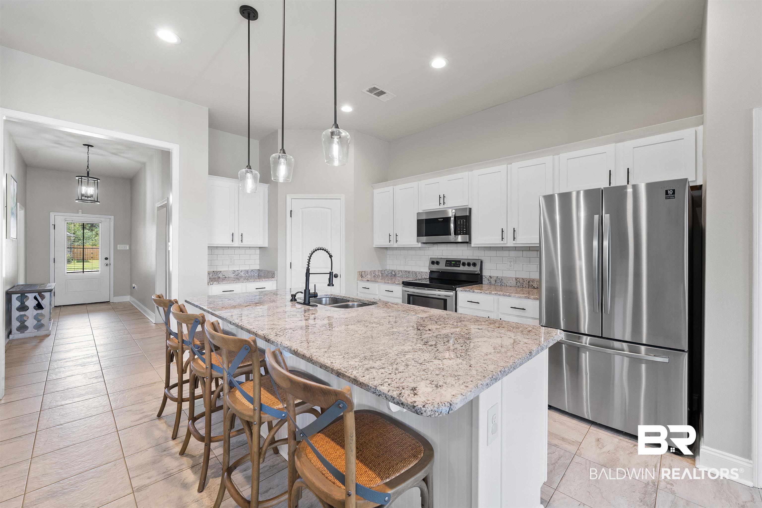 1088 Stella Road Foley, AL 36535 - Photo 2 of 21 Kitchen
