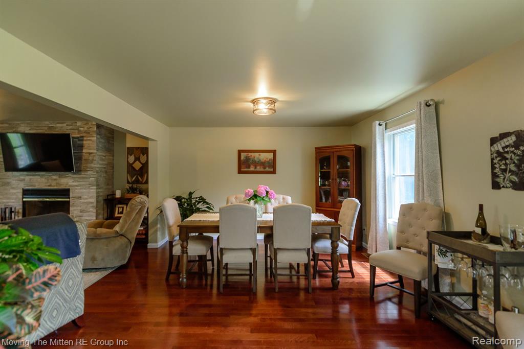 48303 Willis Road Belleville, MI 48111 - Photo 4 of 61 Gallery Image 4