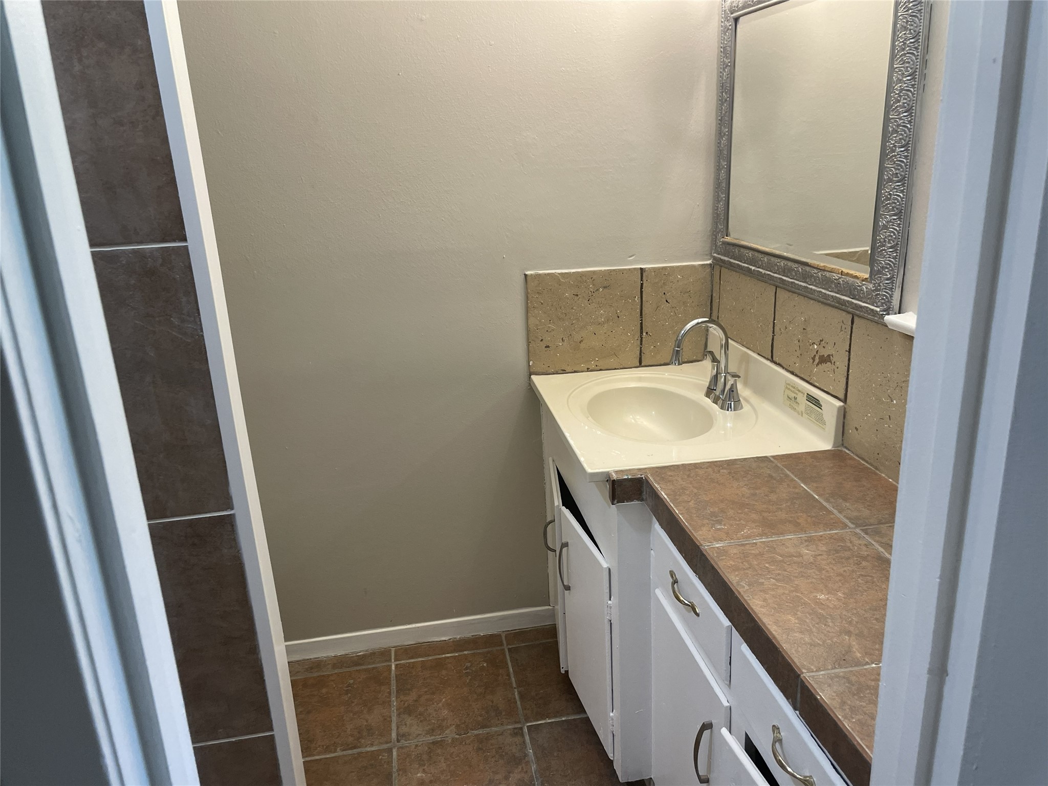 8915 Reamer Street Houston, TX 77074 - Photo 8 of 11