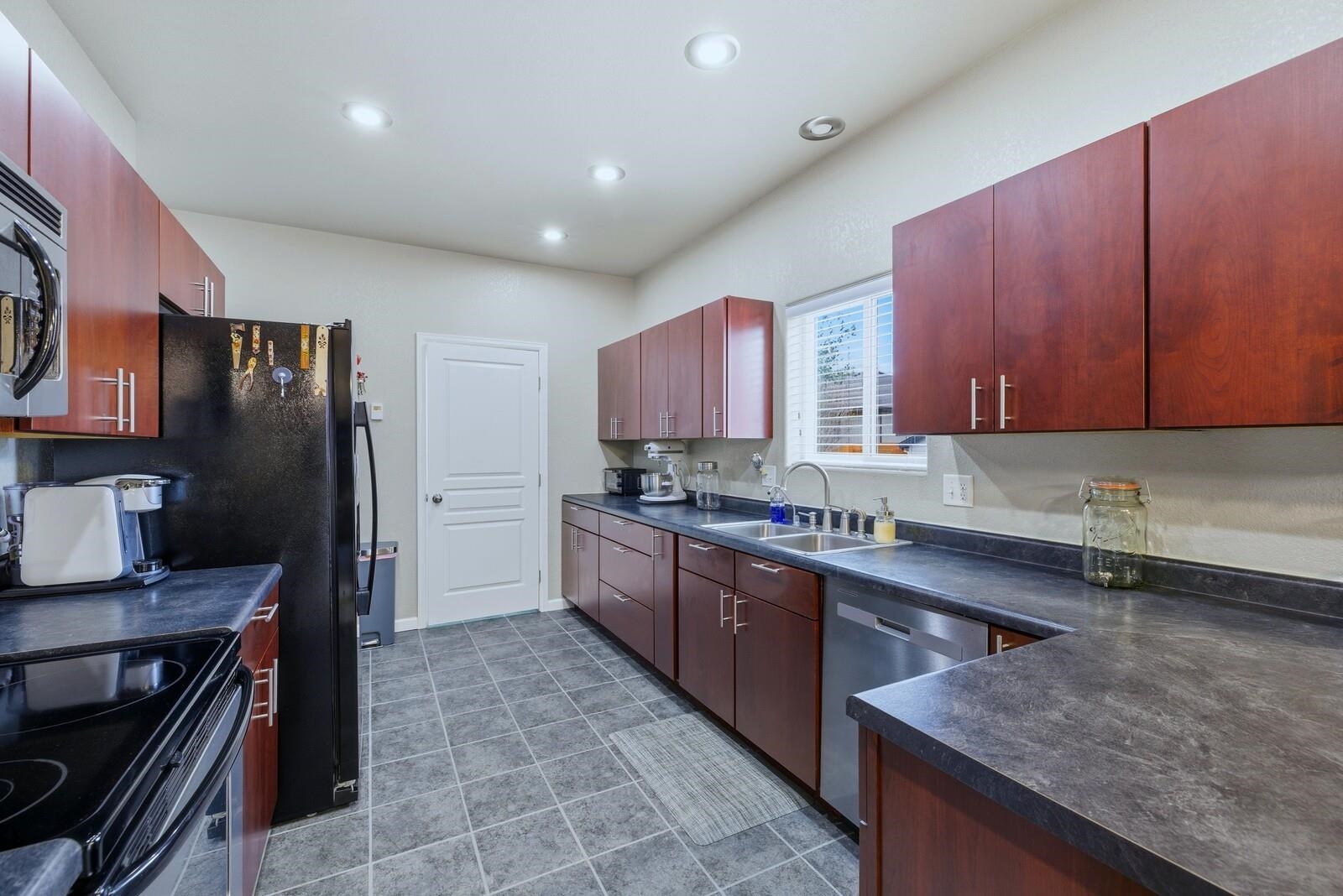 4820 East 20th Street Casper, WY 82609 - Photo 8 of 25