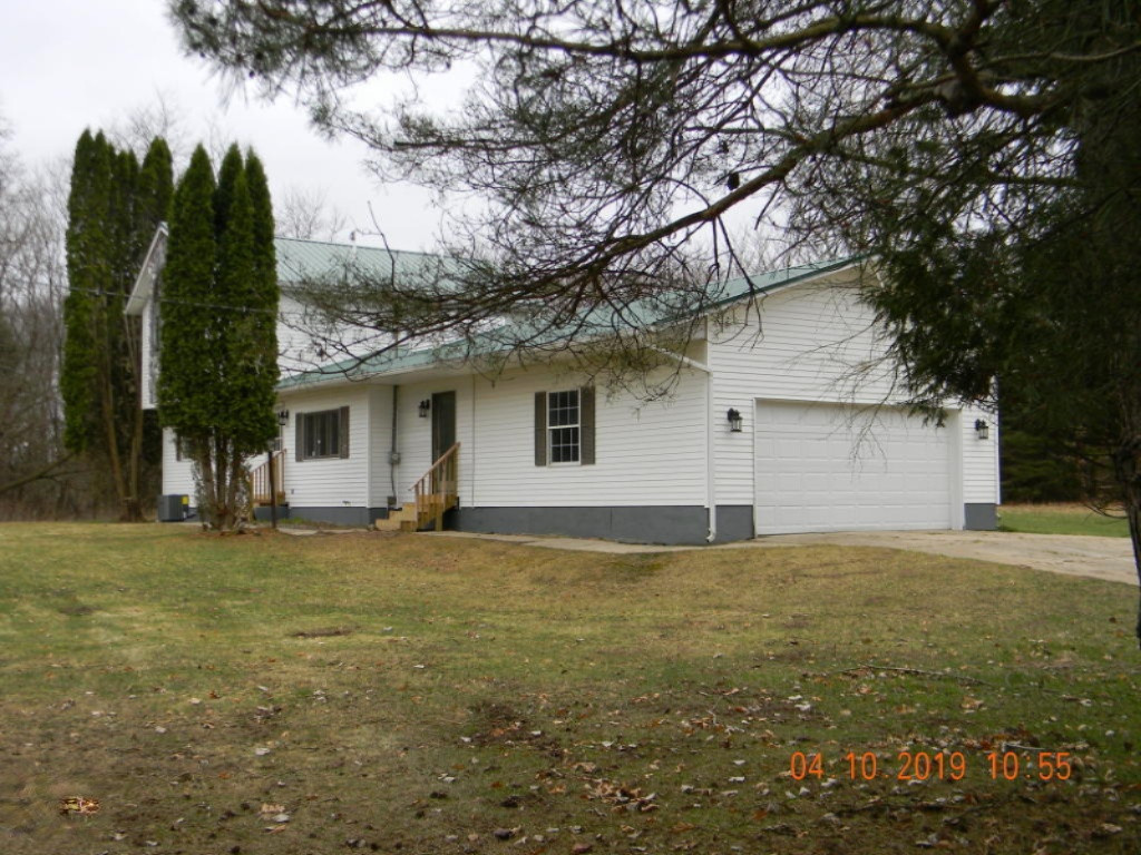 4863 Woods Road Sidney, MI 48885 - Photo 1 of 3 20190410163815288459000000-o