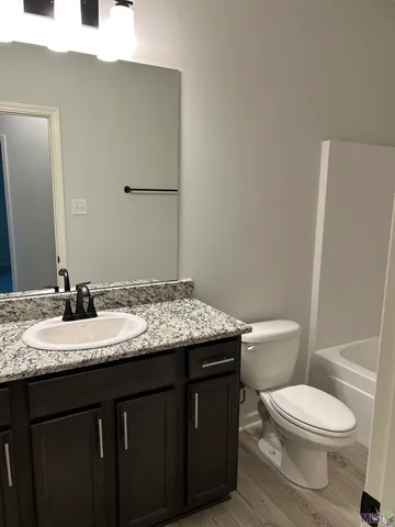 $1,950 | Undisclosed Address, Denham Springs, LA 70726