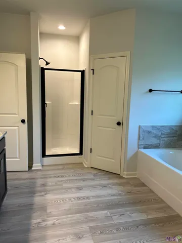 $1,950 | Undisclosed Address, Denham Springs, LA 70726