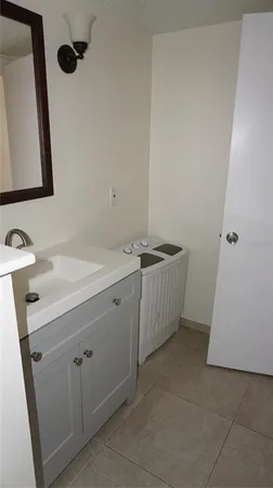 $1,450 | 7011 Place De La Paix, Unit 2B, South Pasadena, FL 33707