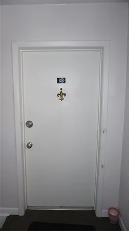 $1,450 | 7011 Place De La Paix, Unit 2B, South Pasadena, FL 33707