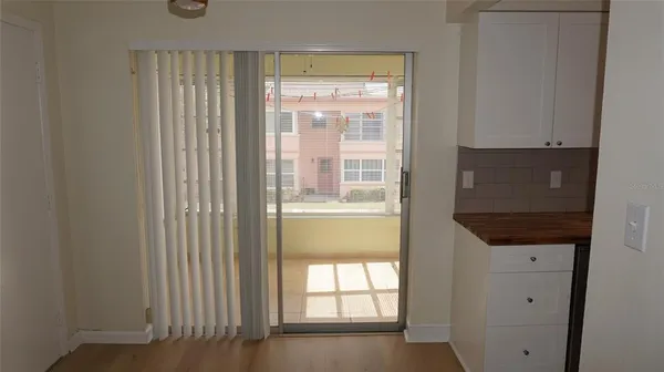 $1,450 | 7011 Place De La Paix, Unit 2B, South Pasadena, FL 33707