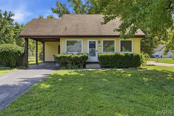 $129,900 | 2760 Grants Parkway, Florissant, MO 63031