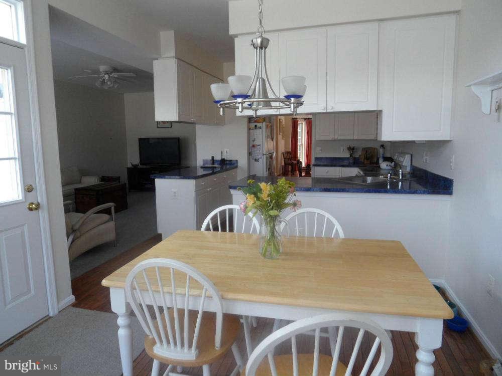 2528 Five Shillings Road Frederick, MD 21701 - Photo 11 of 24 Kitchen with door to the deck & yard!