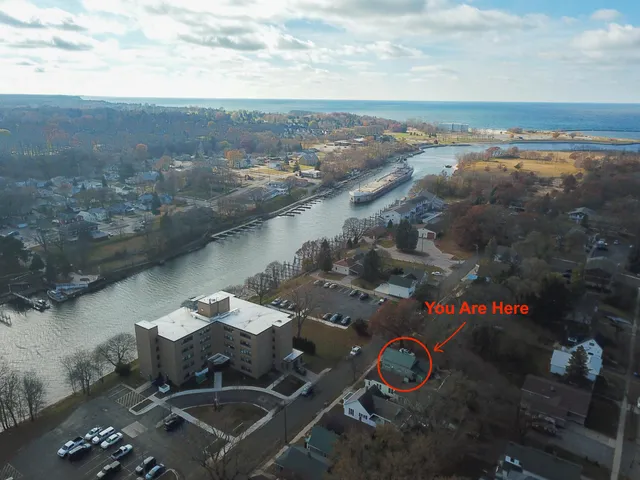 $195,000 | 274 6th Avenue, Manistee, MI 49660