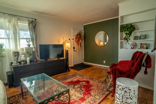 $195,000 | 274 6th Avenue, Manistee, MI 49660