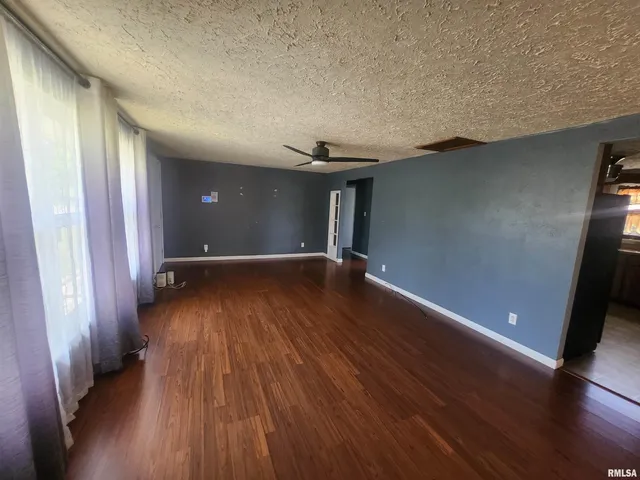 $119,900 | 3 South Beaucoup Street, Pinckneyville, IL 62274