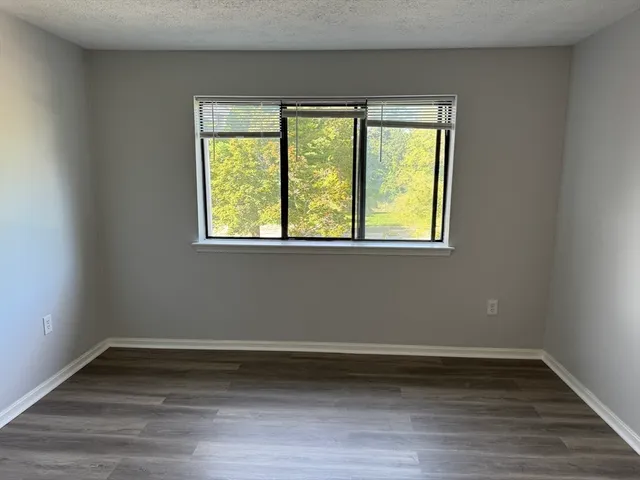 $2,200 | 53 Steeplechase Court, Unit 53, Haverhill, MA 01832