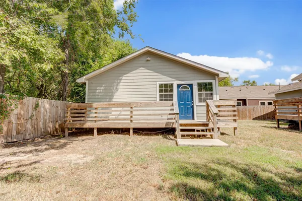 $1,199 | 8709 Knox Street, Unit B, Houston, TX 77088