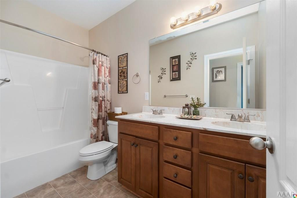 458 Cooper Garrett Road Moyock, NC 27958 - Photo 14 of 23 2nd Full Bathroom