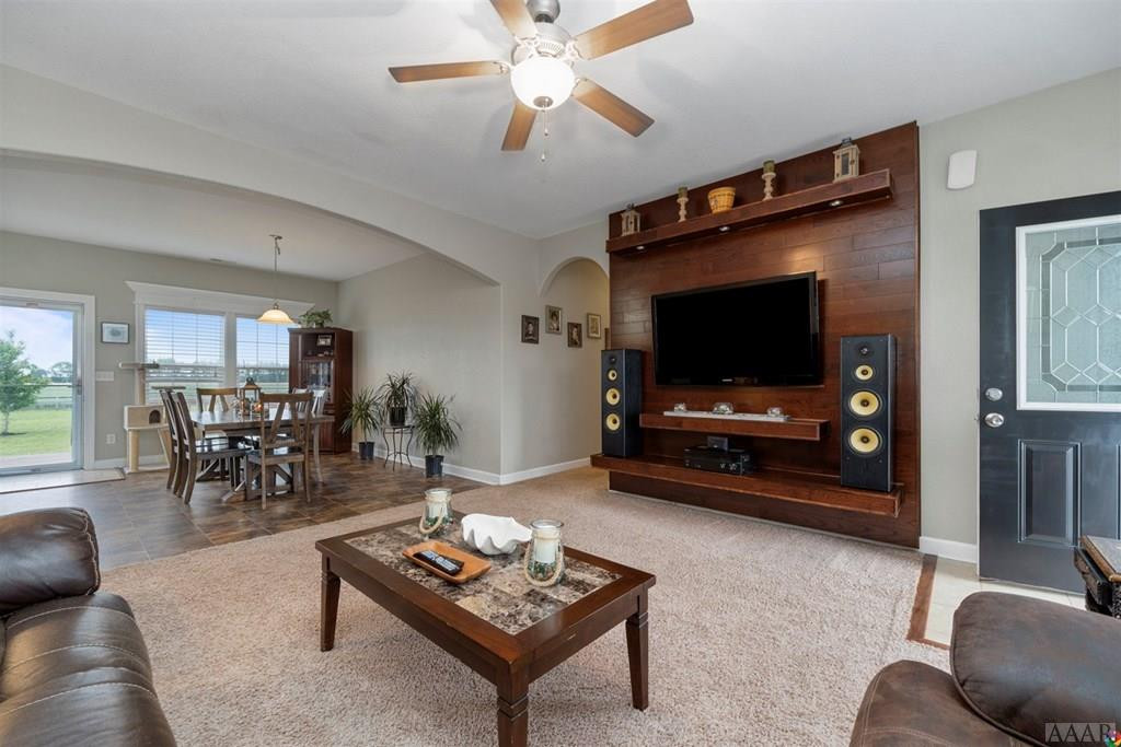 458 Cooper Garrett Road Moyock, NC 27958 - Photo 5 of 23 Living Room