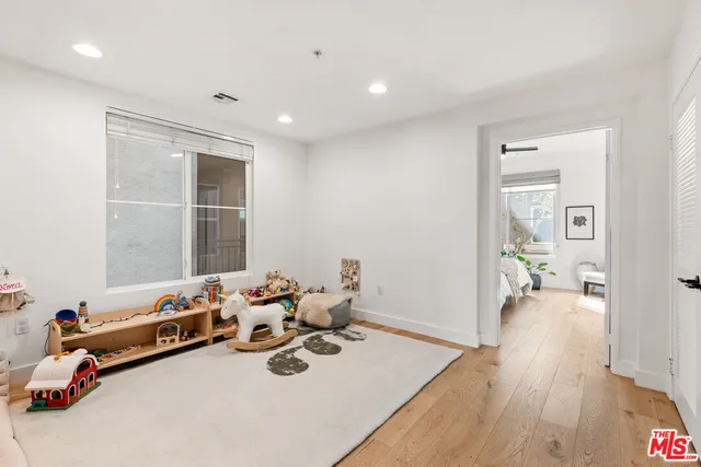 $6,100 | 6020 South Seabluff Drive, Unit 131, Playa Vista, CA 90094