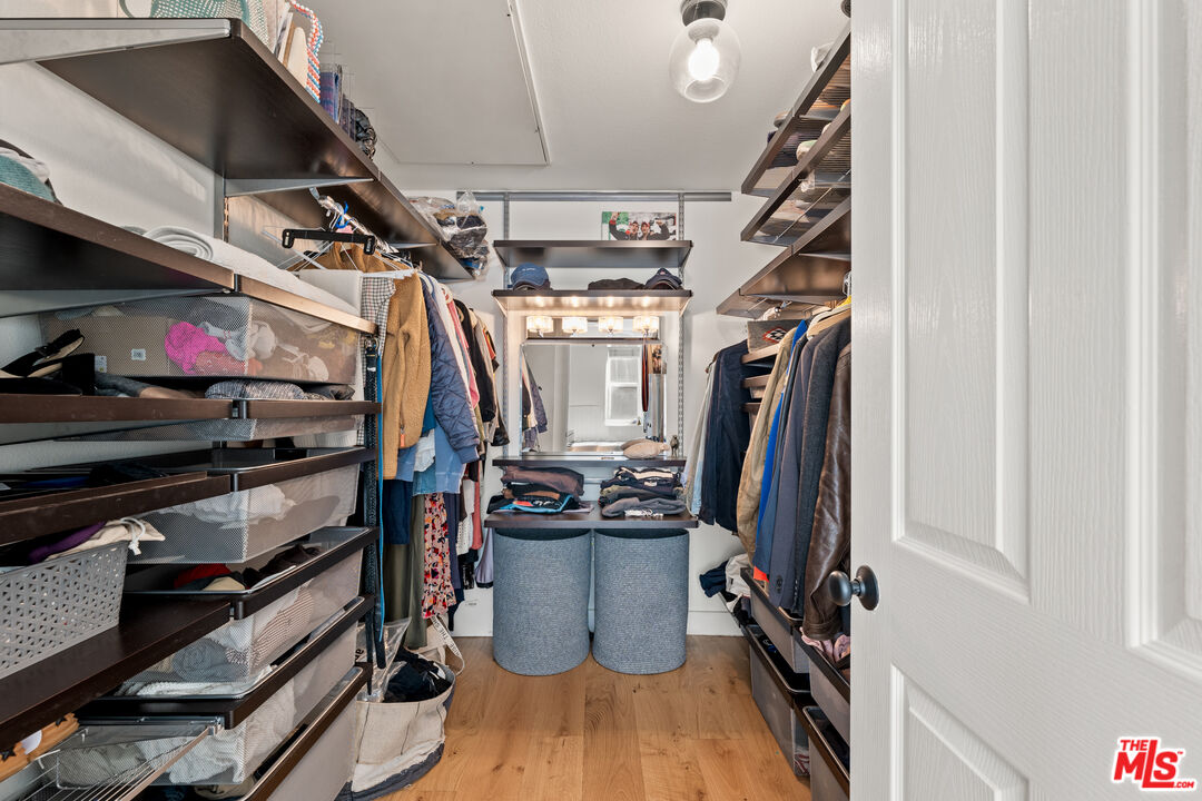 6020 South Seabluff Drive, Unit 131 Playa Vista, CA 90094 - Photo 24 of 30 a view of a room with gym equipment