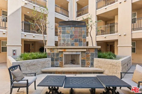 $6,100 | 6020 South Seabluff Drive, Unit 131, Playa Vista, CA 90094