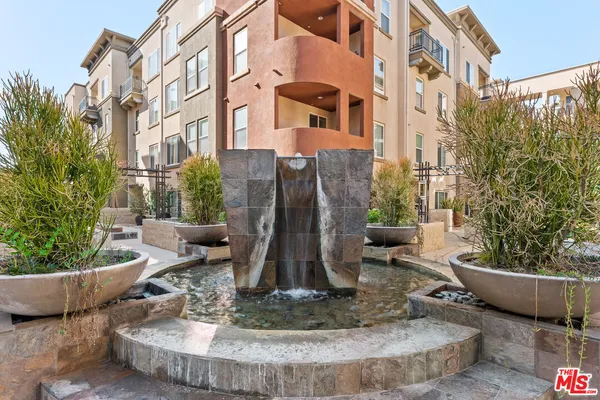 $6,100 | 6020 South Seabluff Drive, Unit 131, Playa Vista, CA 90094