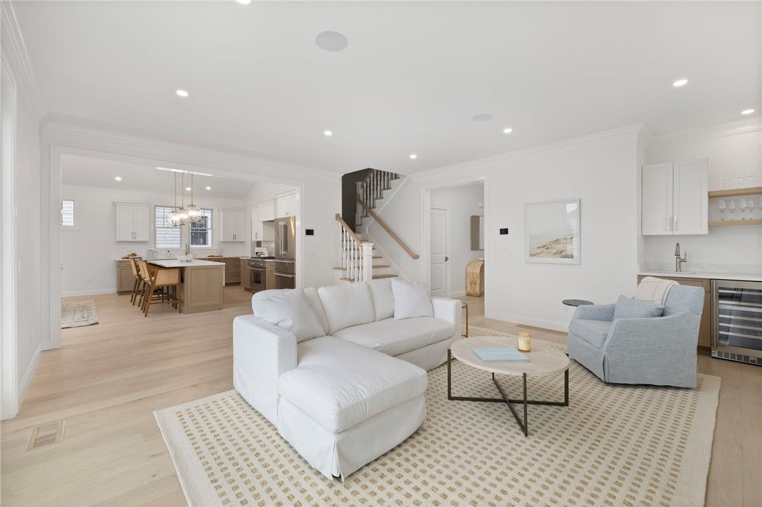 4 Lookout Lane, Unit 1 Portsmouth, RI 02871 - Photo 15 of 44